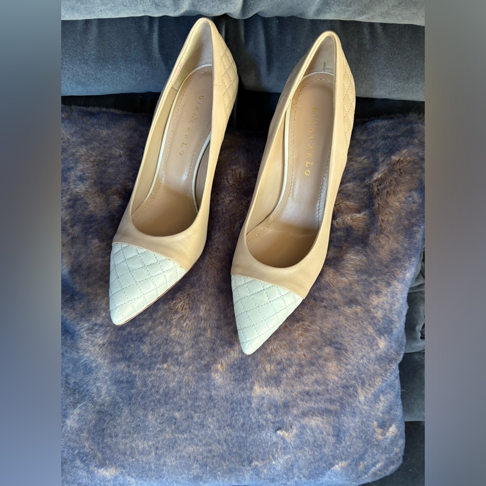 Elegant Camel and Cream Quilted High-Heel Leather Pumps Made in Italy EU…